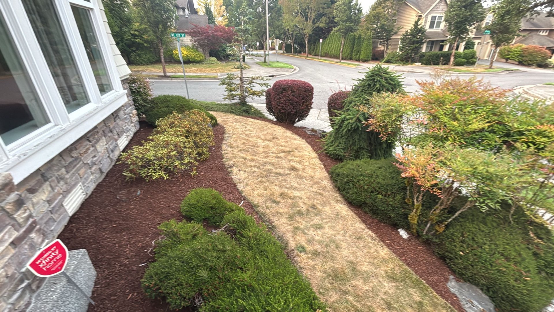 Front Bed Mulch Refresh by ARATH Lawn Care Services